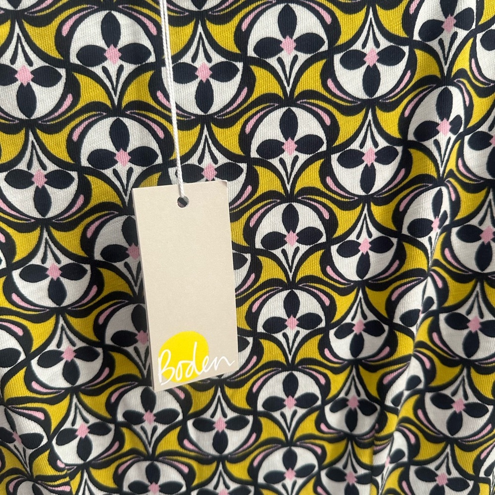 Boden Dress - Picture 6 of 6